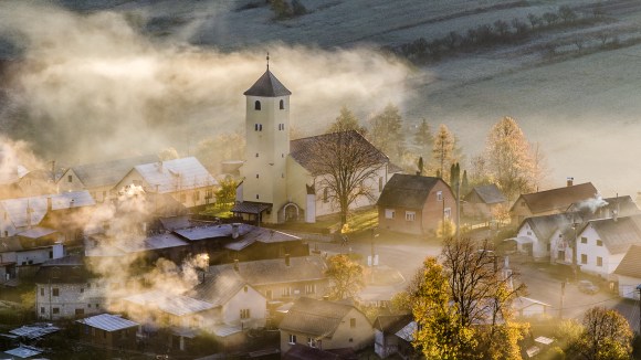 kostol_sv-_vavrinca_zliechov